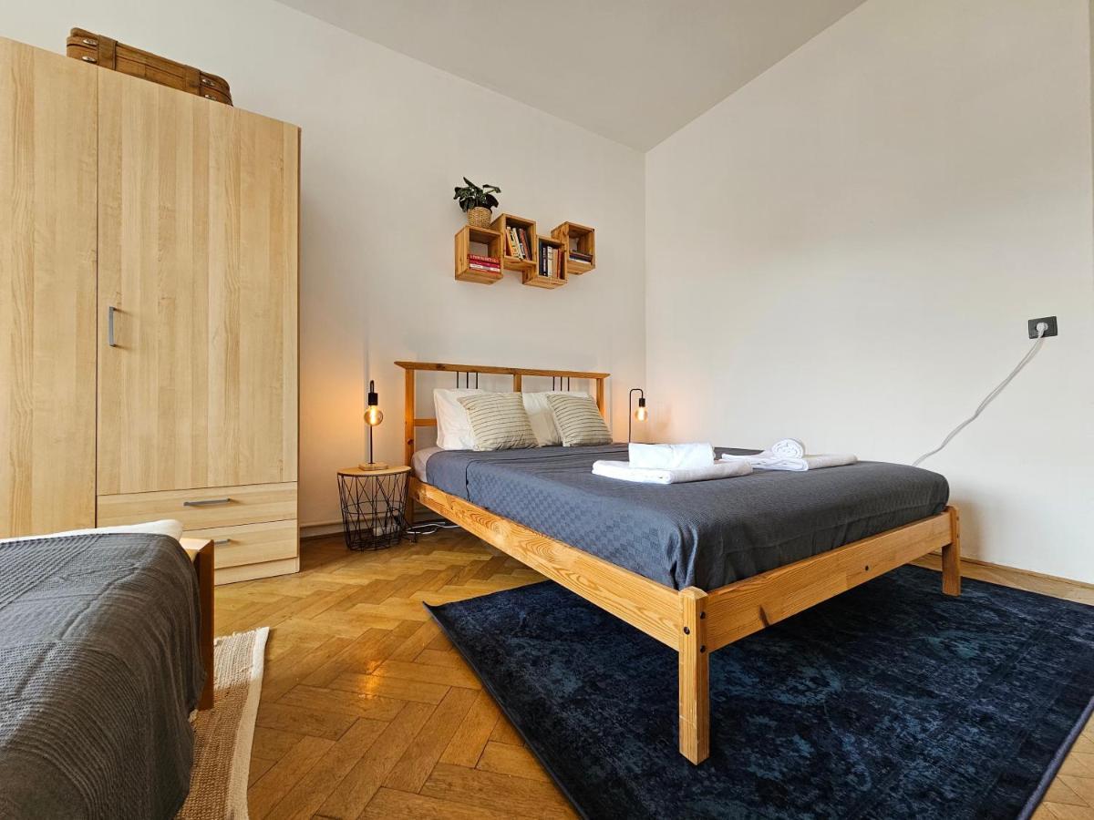 Stone Square Apartment Bratislava Dış mekan fotoğraf