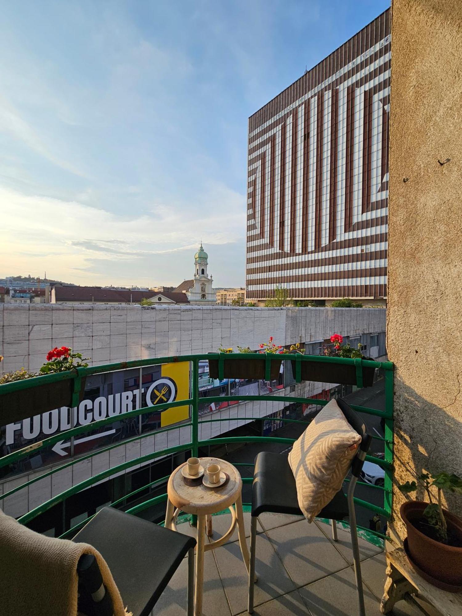 Stone Square Apartment Bratislava Dış mekan fotoğraf